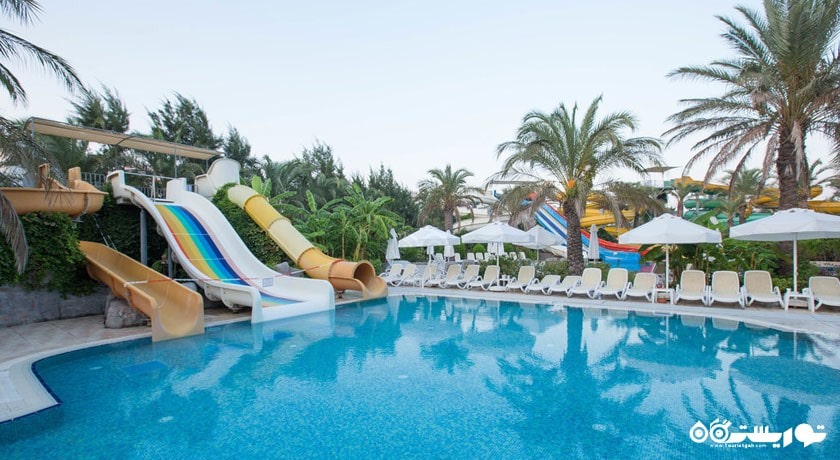 سرسره های پارک آبی هتل